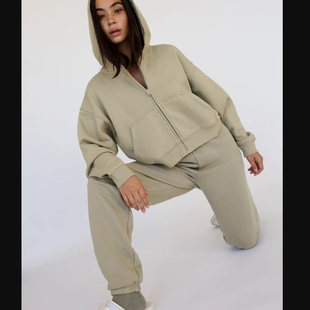 TNA Sweatsuit - Green - Picture 2 of 2